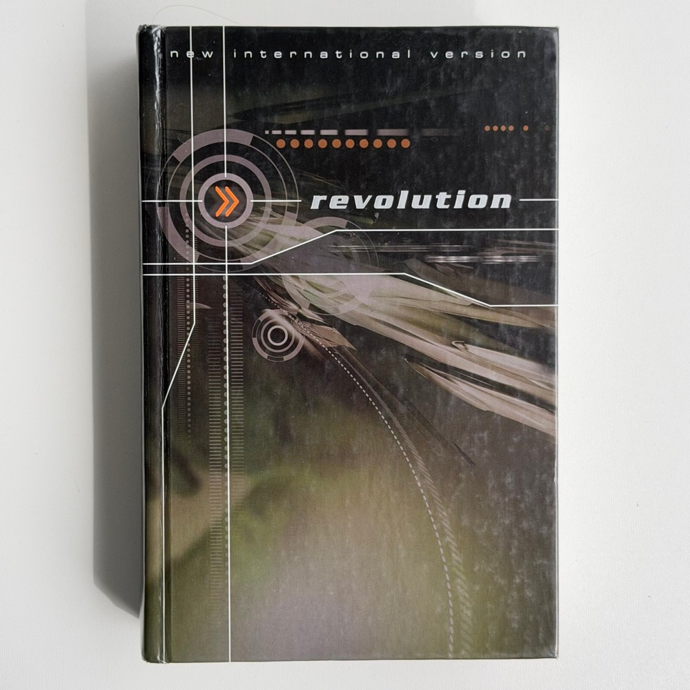Revolution NIV Bible for Teen Guys Hardcover 2003 Zondervan